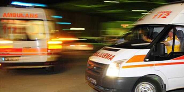 Düğün dönüşü minibüs dere yatağına devrildi: 15 yaralı