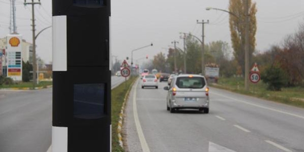 Edirne'de sürücülere 'hız kontrol cihazı' ceza kesecek