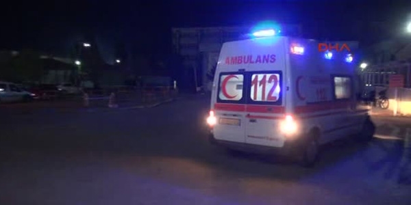 Sivas'ta polis memuru kaza yaptı: 4 yaralı