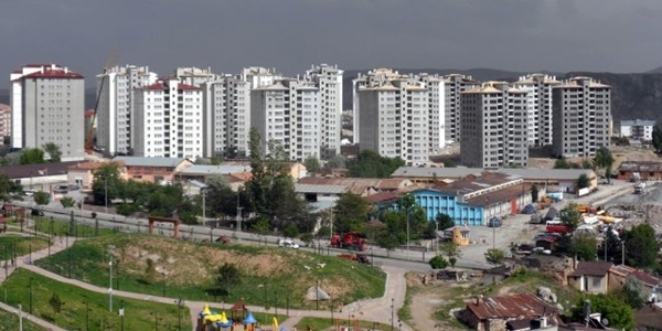 TOKİ'nin düşük taksitli konutlarına yoğun ilgi