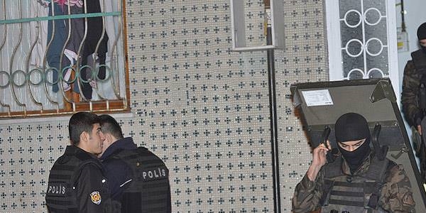 İstanbul'da terör örgütü operasyonu