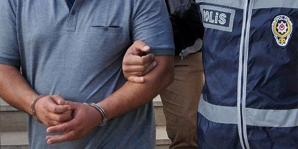 Usulsüz engelli raporundan 3 memur tutuklandı