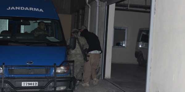 Kilis'te 2 IŞİD militanı tutuklandı