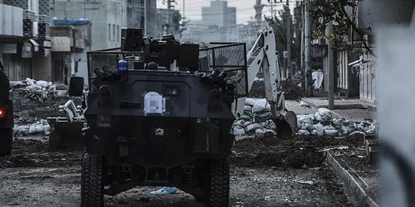 PKK'dan kaçan 618 terörist teslim oldu