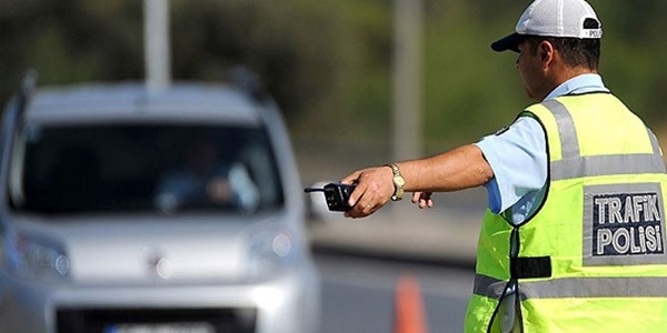 1 haftada 52 bin 827 sürücüye ceza kesildi