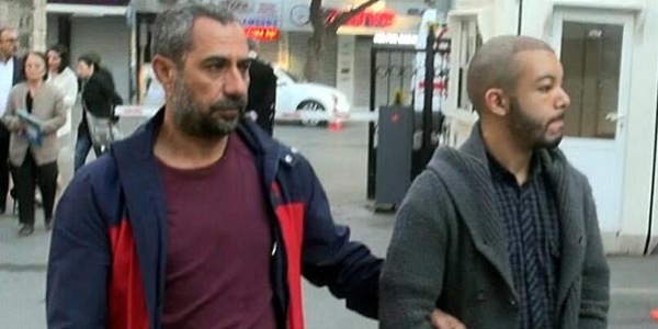 İzmir'de yakalanan DAEŞ üyesi Fransız yetkililere teslim edildi