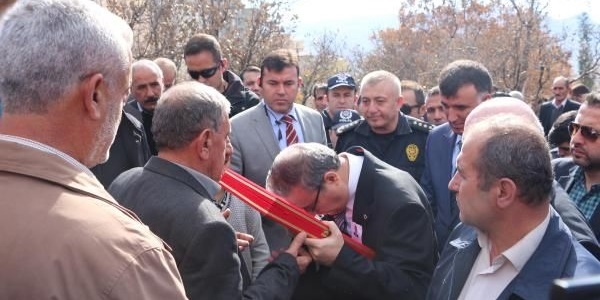 Cizre şehitleri törenle uğurlandı