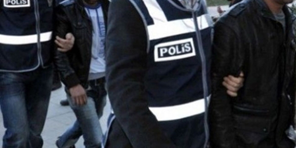 Manisa'da FETÖ/PDY davasında 10 kişi tutuklandı