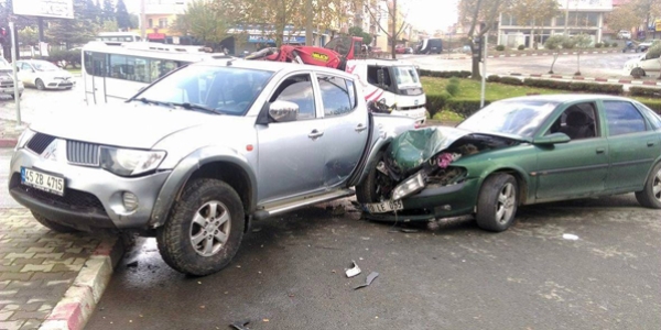 Trafik kazasına karışan kişi cezaevi firarisi çıktı