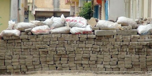 Mardin'in iki ilçesinde sokağa çıkma yasağı sürüyor