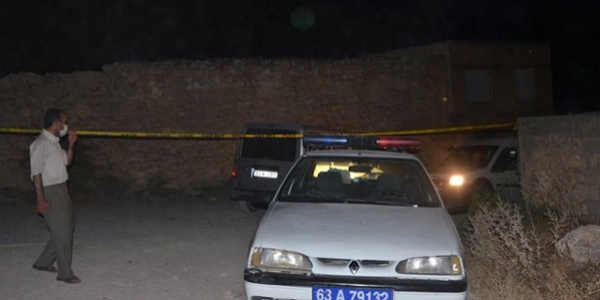 Genç öğretmen evinde ölü bulundu