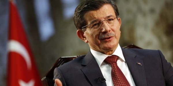 Davutoğlu: Yeni Anayasa'yı CHP ile yapabiliriz