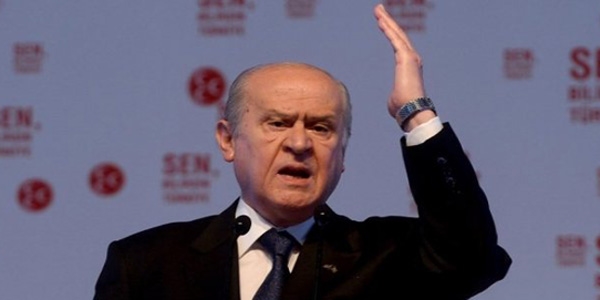 Bahçeli: Artık sarayda tezek yakılsın