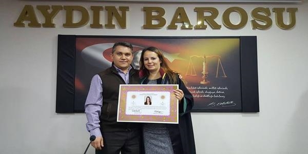 Hemşireydi arkadaşlarını savunmak için avukat oldu