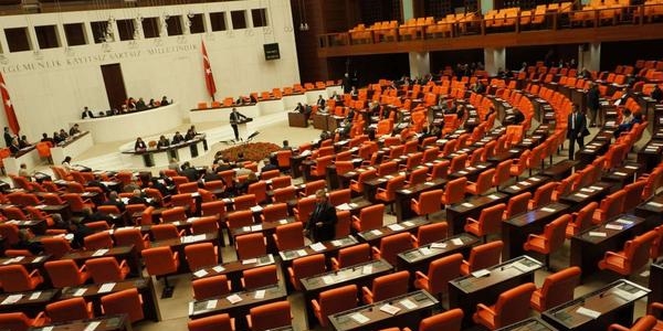 25 vekil odalarını beğenmedi değiştirdi