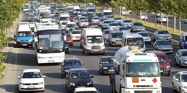 Başkentte yarın bazı yollar kongre nedeniyle trafiğe kapatılacak