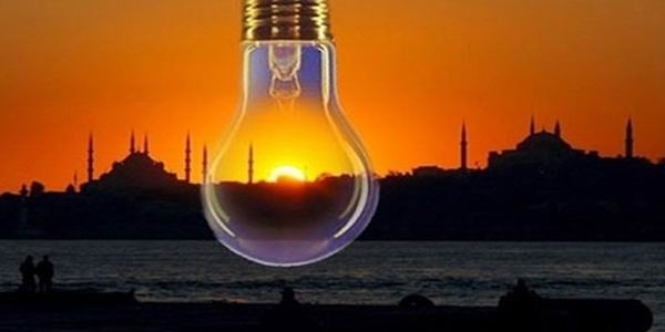 stanbul'da elektrik kesintisi