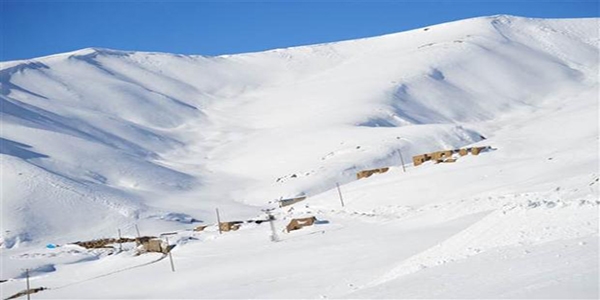 Van ve Bitlis'te 425 yerleşim birimine ulaşım sağlanamıyor
