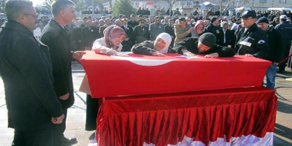 Kazada ölen polis memuru, toprağa verildi