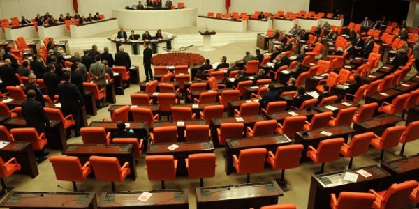 Boşanma vakaları arttı, hükümet alarma geçti!