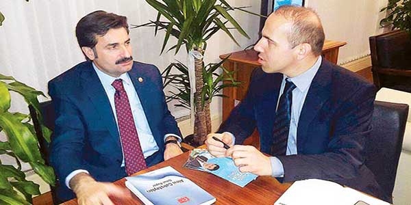 'Halkın ferasetiyle uçurumdan döndük'