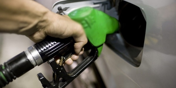Benzine 8 kuruş indirim