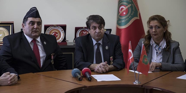 En büyük 'canlı' Türk Bayrağı denemesi