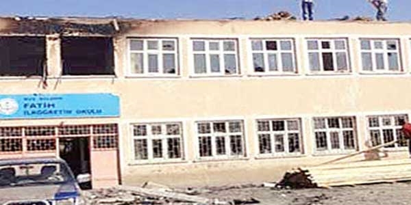 Terör saldırılarında tahrip edilen okullar onarılıyor