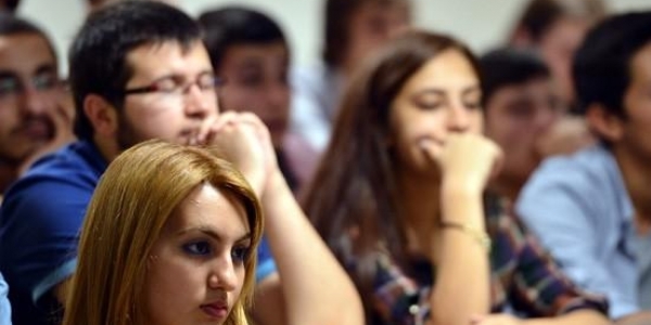 Öğrenci bursları 400 lira oldu