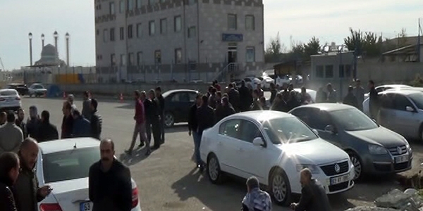 STK üyesi ve parti temsilcisi 18 kişiye gözaltı