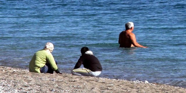 Alanya'da aralık ayında deniz keyfi