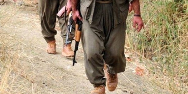 PKK'llar Diyarbakr'da hastaneye saldrd