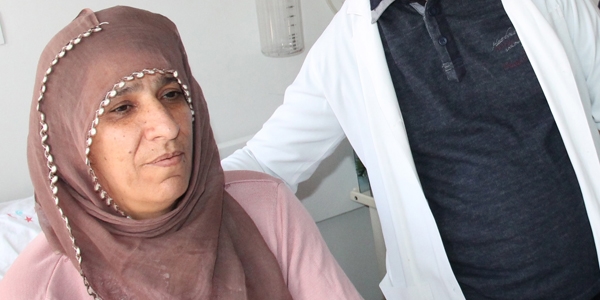 Karın ağrısı diye gitti, karnından 10,5 kilo ur çıktı