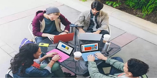 2 milyon öğrenci Office programlarını ücretsiz kullanacak