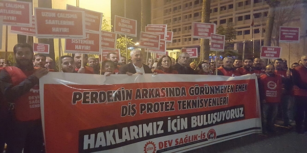 Diş teknisyenlerinden 'erken emeklilik' talebiyle eylem
