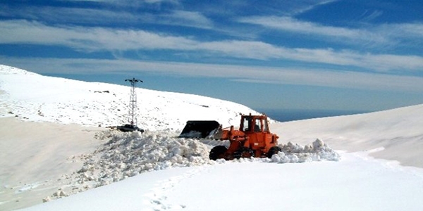 Kar nedeniyle 827 yerleşim yerine ulaşılamıyor