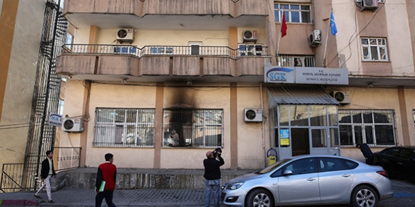 Şırnak'ta kamu binalarına terör saldırısı
