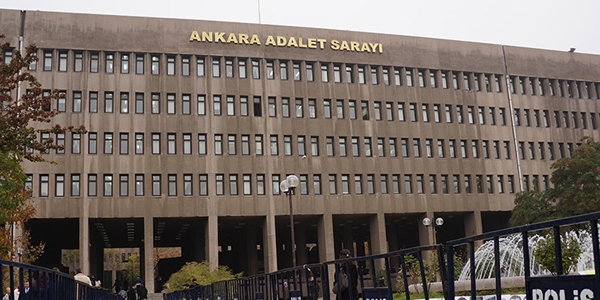 Ankara Cumhuriyet Basavclndan 'DAE' aklamas