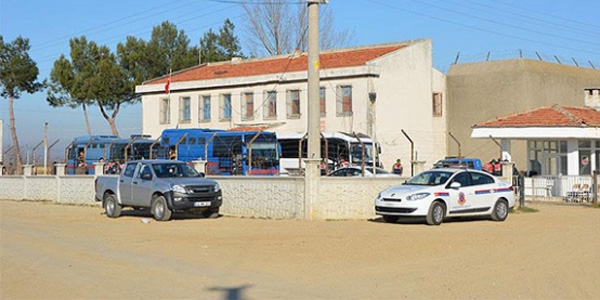 Diyarbakır'ın 5 ilçesindeki cezaevleri kapatıldı