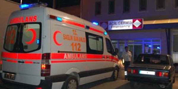 Boğazına portakal kabuğu kaçan çocuk hayatını kaybetti