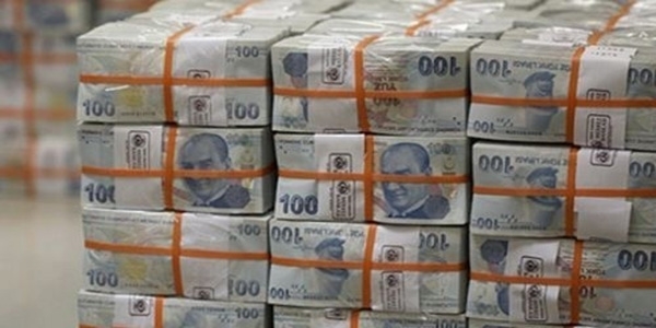 Bankacılık sektörü: Kredi hacmi düştü