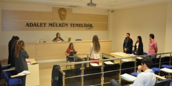 Zabıt katibinin, 'hakimin kararını değiştirdiği' iddiası
