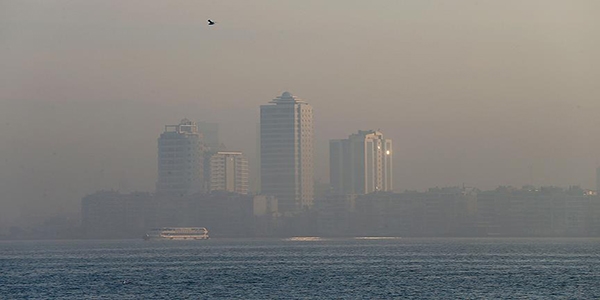 İzmir'de hava kirliliği uyarısı
