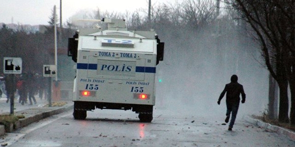 'Üniversitelere polisin girmesiyle ilgili girişimimiz var'