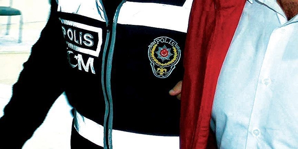 Ankara'da 21 polisin ifade alma ilemleri devam ediyor