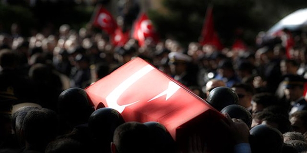Börek yerken boğulan asker memleketinde toprağa verildi