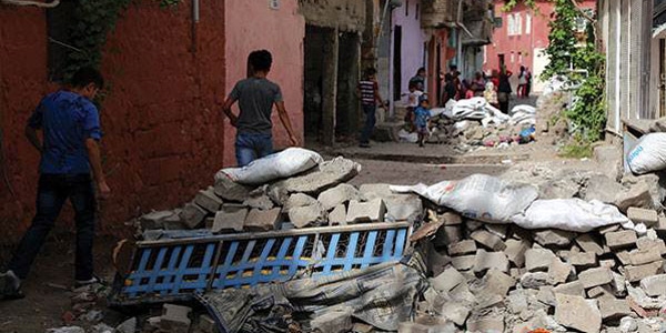 'Bugün Kürtler hiç olmadığı kadar acı ve ıstırap içinde'