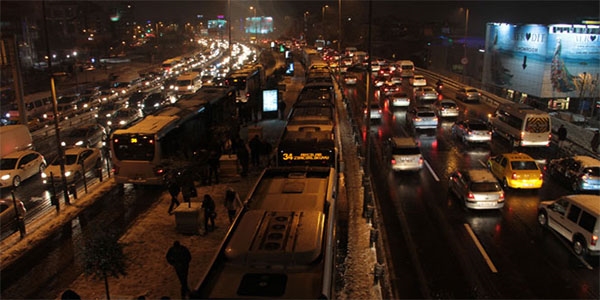 Yılbaşı akşamı bu yollara dikkat