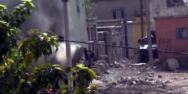 Silopi'de teröristler sivillere ateş açtı: 1 ölü, 2 yaralı