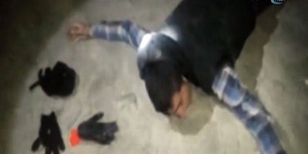 Polis, molotof atıp kaçan PKK'lıları saklandıkları yerde yakaladı